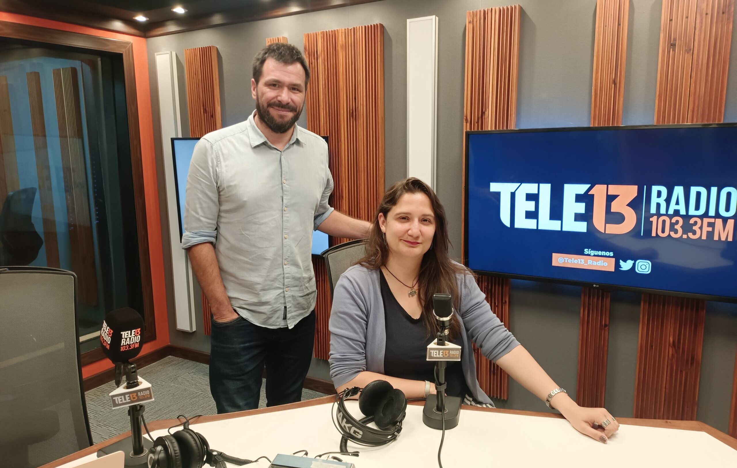 Entrevista Tele13 Radio filter: 0; jpegRotation: 0; fileterIntensity: 0.000000; filterMask: 0; module:1facing:0;
hw-remosaic: 0;
touch: (-1.0, -1.0);
modeInfo: ;
sceneMode: Night;
cct_value: 0;
AI_Scene: (0, -1);
aec_lux: 66.0;
hist255: 0.0;
hist252~255: 0.0;
hist0~15: 0.0;